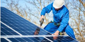 Installation Maintenance Panneaux Solaires Photovoltaïques à Courbouzon